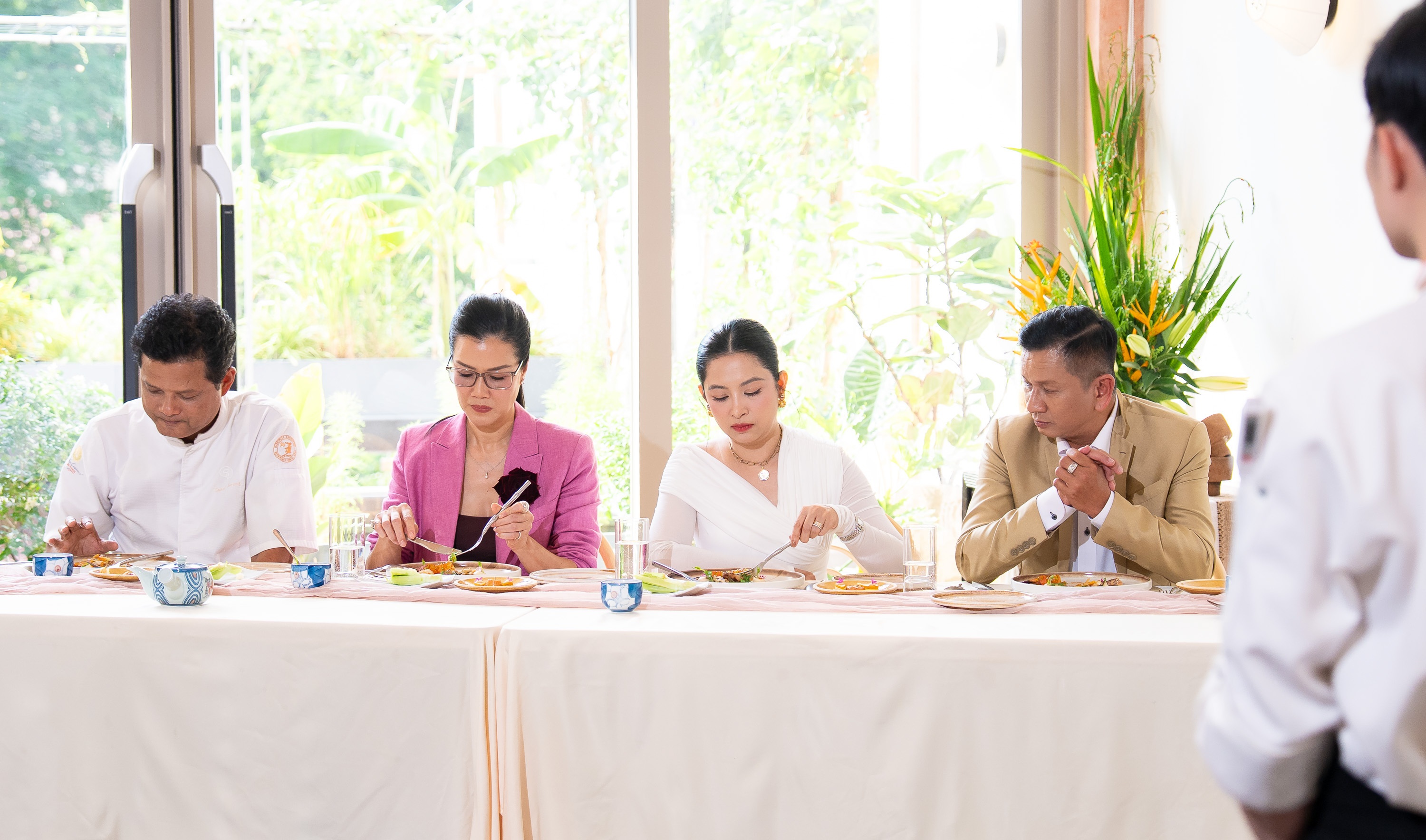 Top Chef đưa thử thách nấu “vị nhà, một đầu bếp phải ra về - Ảnh 5.
