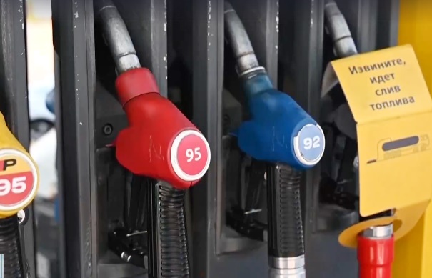 V&igrave; sao gi&aacute; dầu diesel tăng mạnh tr&ecirc;n to&agrave;n cầu? - Ảnh 1.