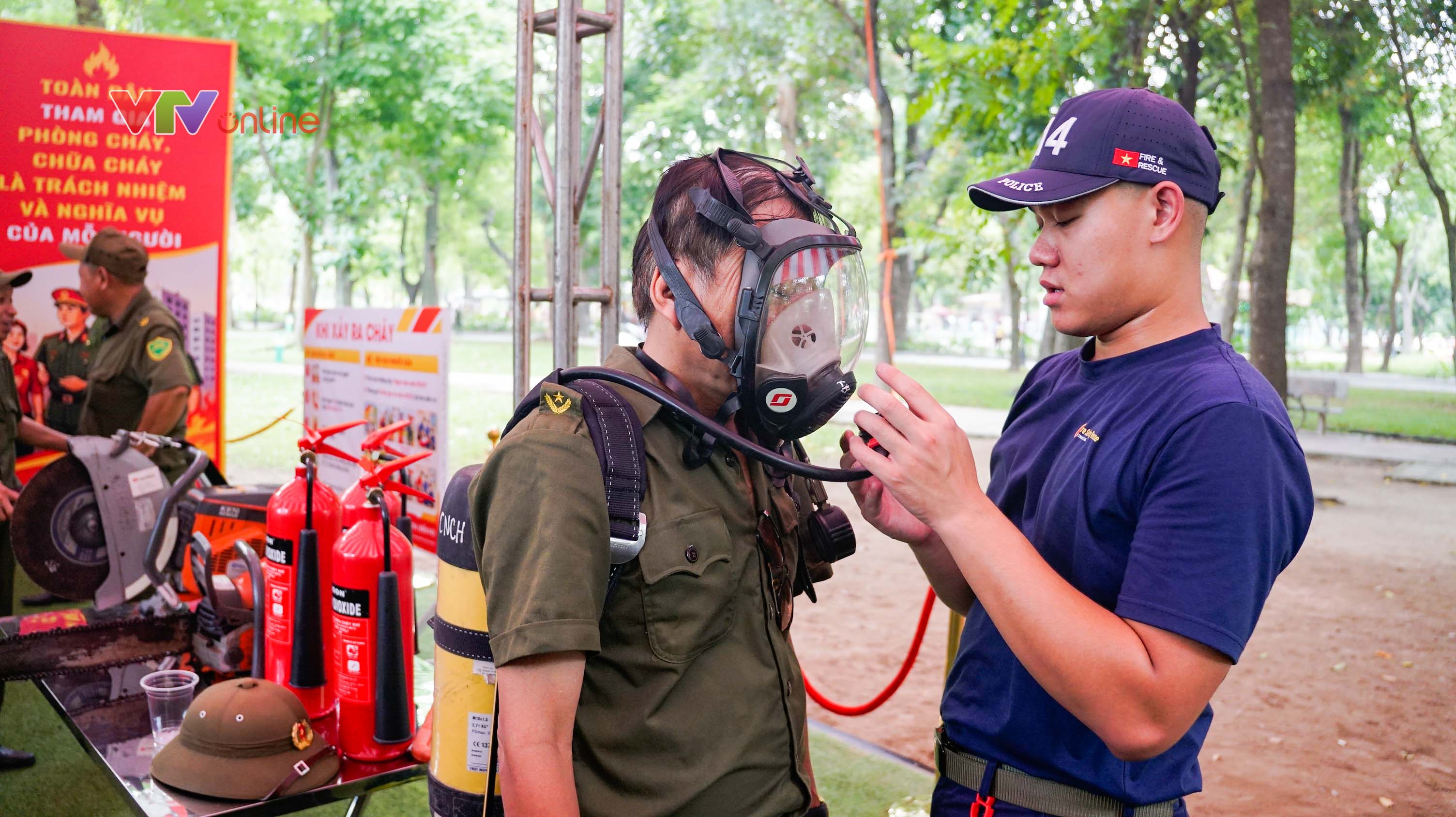 H&agrave; Nội: Phường Hai B&agrave; Trưng ra mắt khu trải nghiệm PCCC ngo&agrave;i trời cho người d&acirc;n - Ảnh 6.