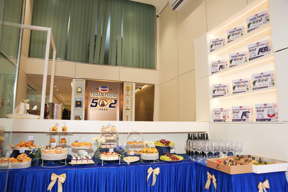 Keo dán Thuận Phong chính thức khai trương showroom thương hiệu và sản phẩm tại TP. Hồ Chí Minh- Ảnh 2.