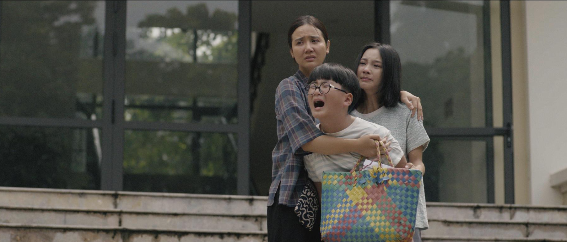 Dàn diễn viên nhí trong bộ phim "Căn nhà không mái che" - Ảnh 5.