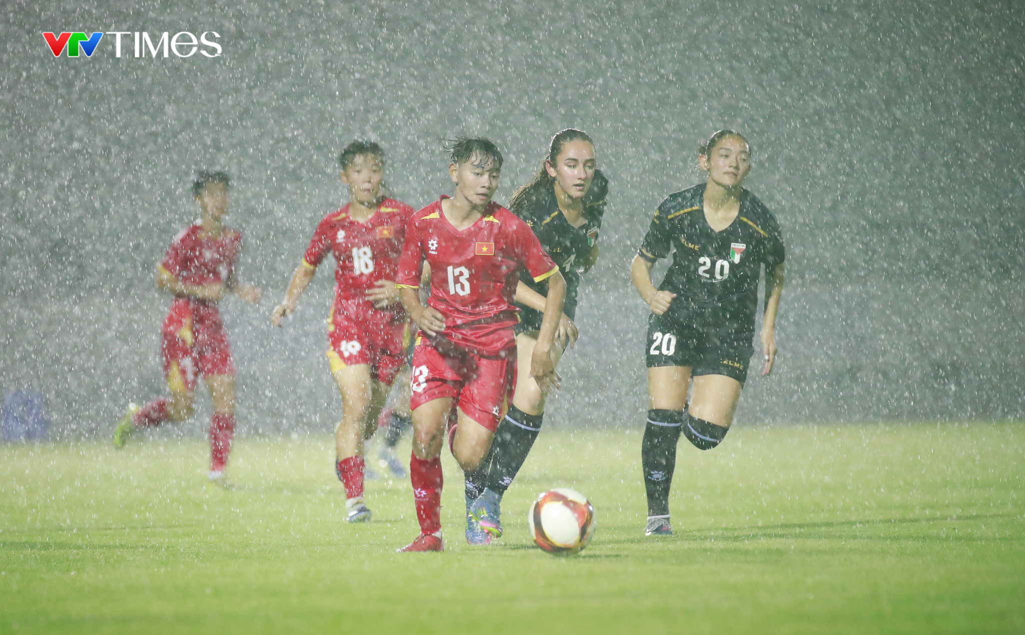 U17 Việt Nam ra quân thắng lợi ở vòng loại châu Á- Ảnh 1. U17 Việt Nam ra quân thắng lợi ở vòng loại châu Á- Ảnh 1.