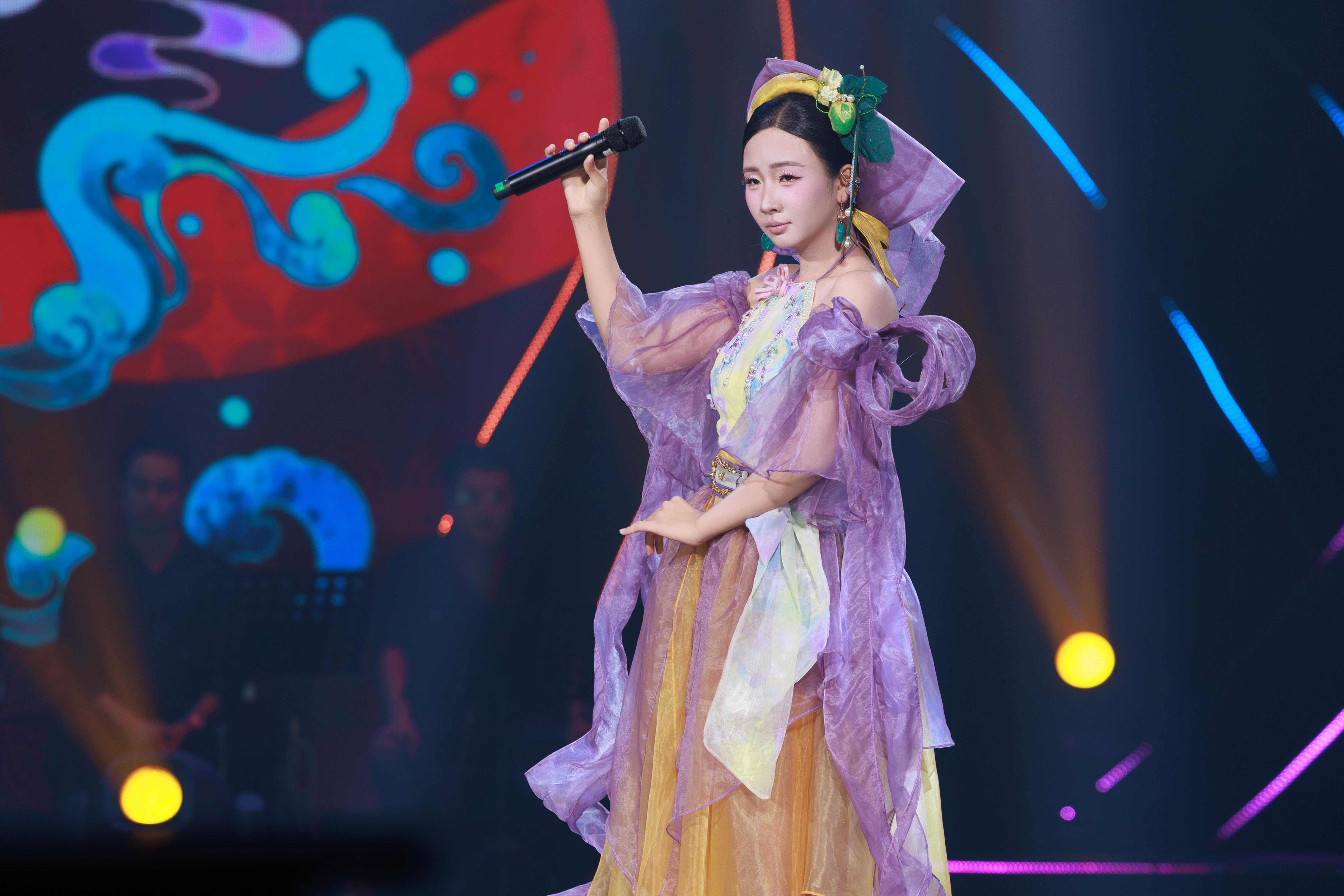 Sao Mai 2026: Đêm thi đầu tiên, nhiều thí sinh đã được nhìn nhận như nghệ sĩ thực thụ - Ảnh 5.
