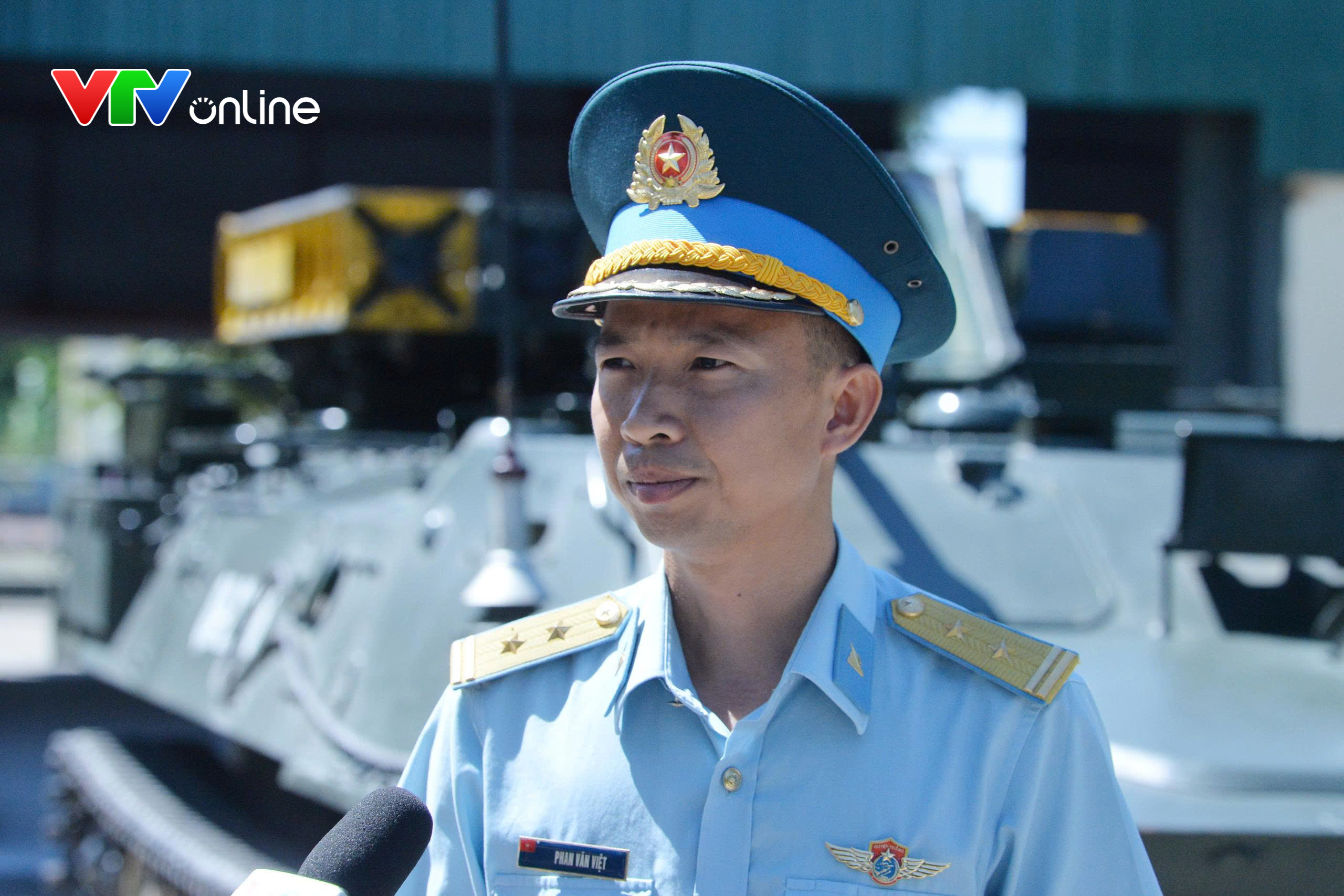 Lực lượng phòng không luyện tập phương án đánh chặn, bảo vệ an toàn sân bay Nội Bài - Ảnh 14.