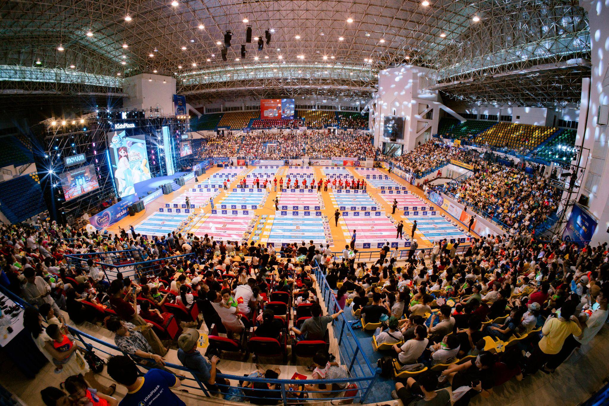 Festival Mẹ bầu & Em bé KidsPlaza 2026: Hàng nghìn gia đình cùng hội tụ trong ngày hội quy mô lớn- Ảnh 1.