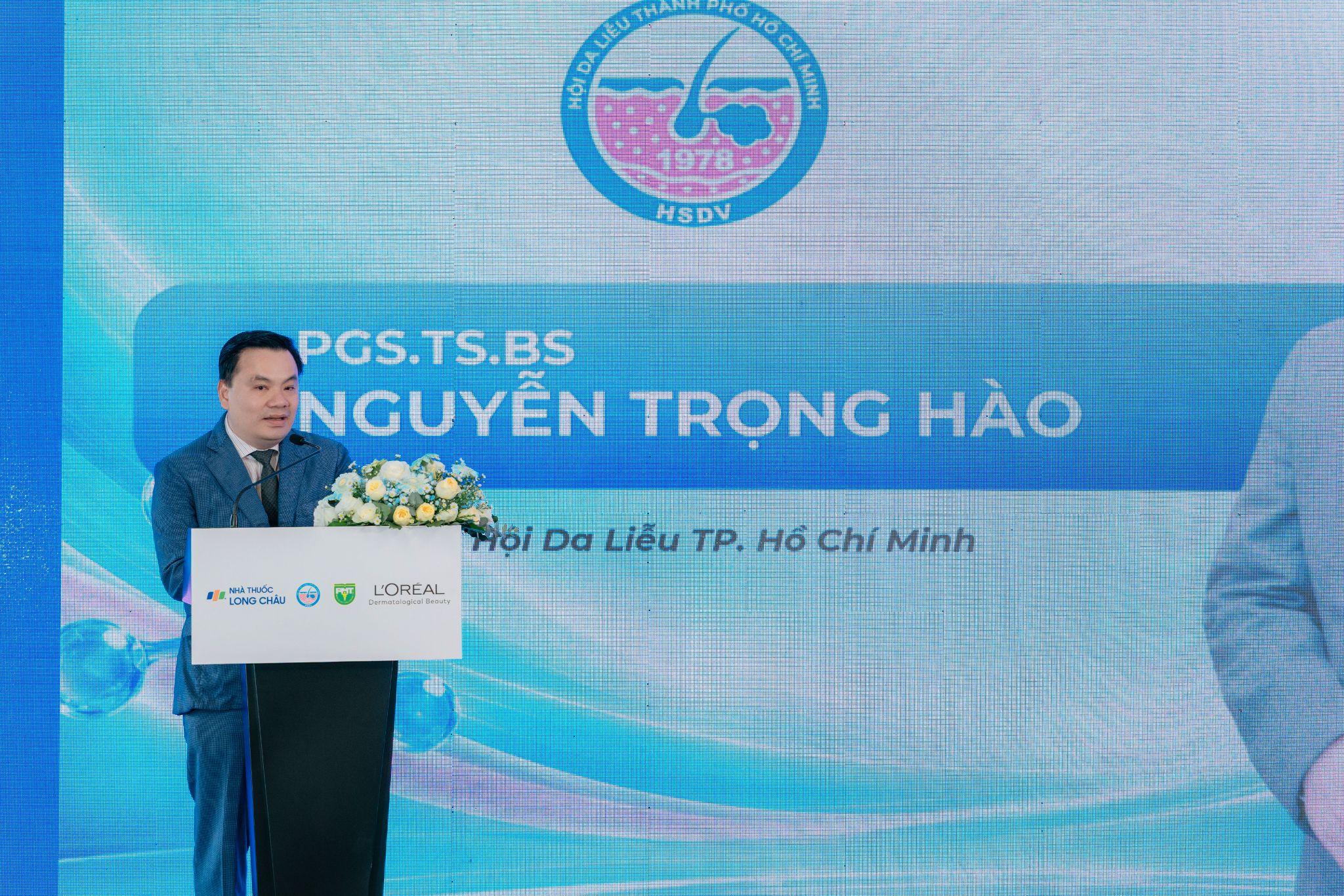Long Châu hợp tác cùng Hội Da liễu TP Hồ Chí Minh, Trường ĐH Y khoa Phạm Ngọc Thạch và tập đoàn L’Oréal (Pháp)- Ảnh 2.
