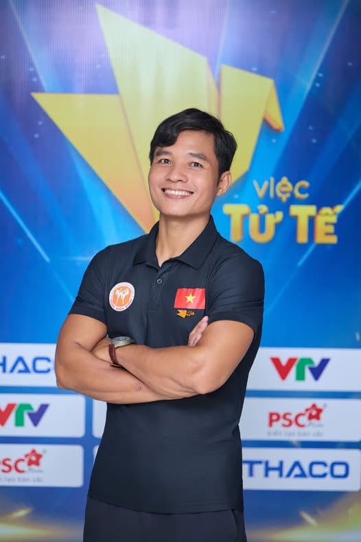 Võ sư Vũ Văn Tác: Trao những thế võ, nối dài những tấm lòng- Ảnh 1. Võ sư Vũ Văn Tác: Trao những thế võ, nối dài những tấm lòng- Ảnh 1.