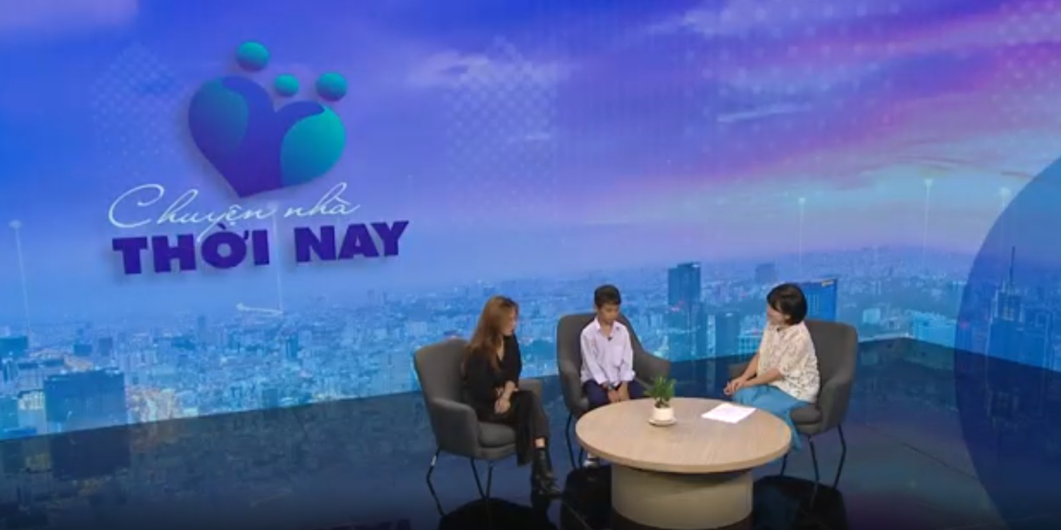 Chuyện nh&agrave; thời nay: Chuyện về cậu b&eacute; muốn phụ mẹ kiếm tiền trang trải cuộc sống - Ảnh 1.