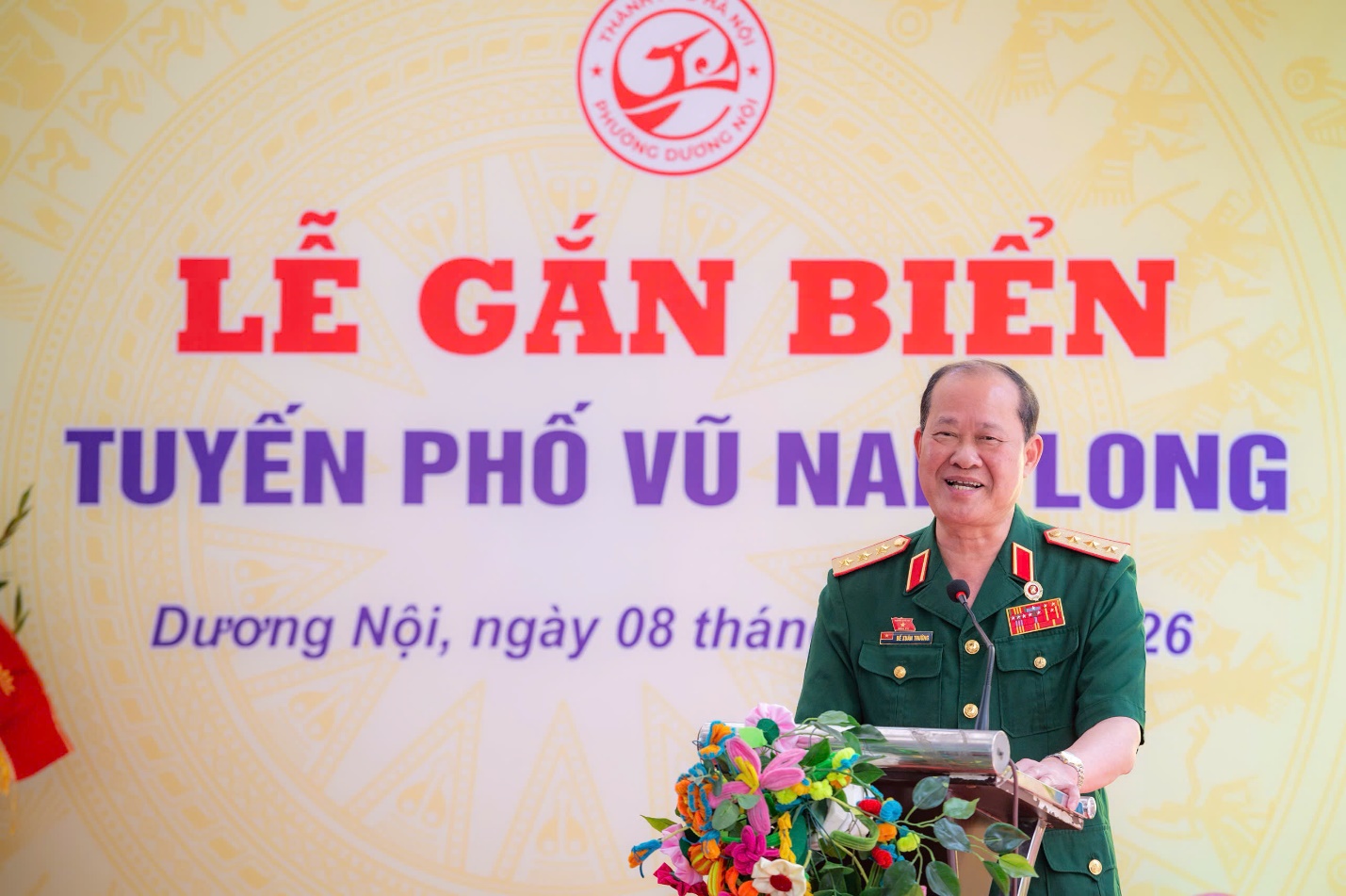 Hà Nội gắn biển phố Vũ Nam Long- Ảnh 2.