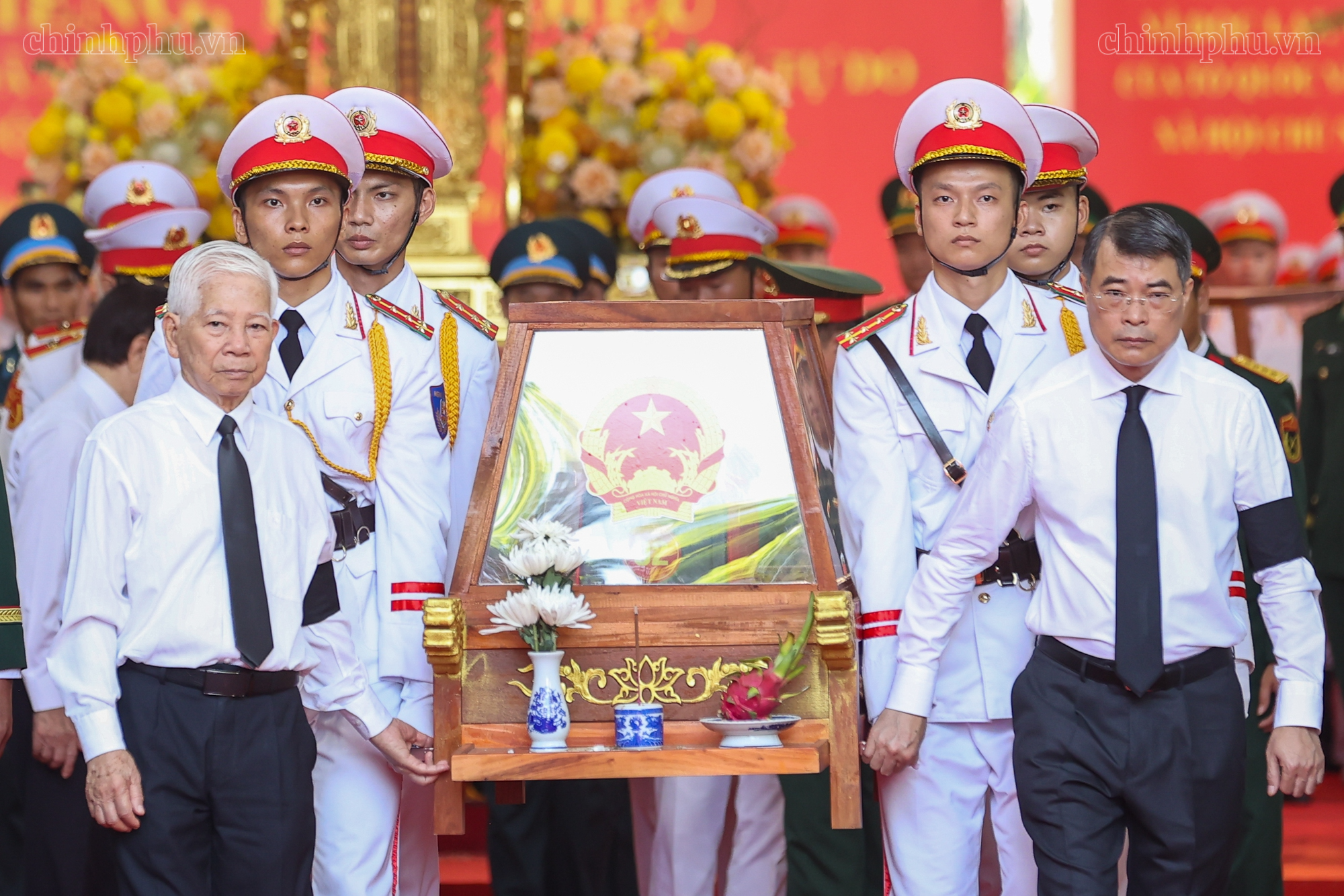 Trang trọng Lễ viếng, truy điệu 731 hài cốt liệt sĩ được tìm kiếm, quy tập tại Công viên Lê Thị Riêng - Ảnh 4.