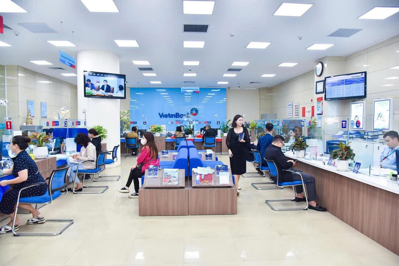 VietinBank ra mắt sản phẩm vay thấu chi bảo đảm bằng tiền gửi trực tuyến - Ảnh 2.
