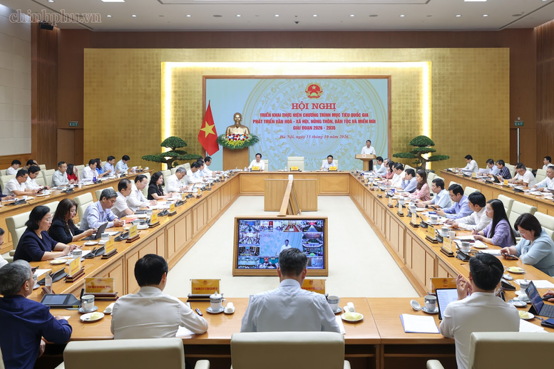 Thủ tướng: Ưu ti&ecirc;n nguồn lực cho những nhiệm vụ thiết yếu t&aacute;c động trực tiếp đến đời sống người d&acirc;n - Ảnh 11.