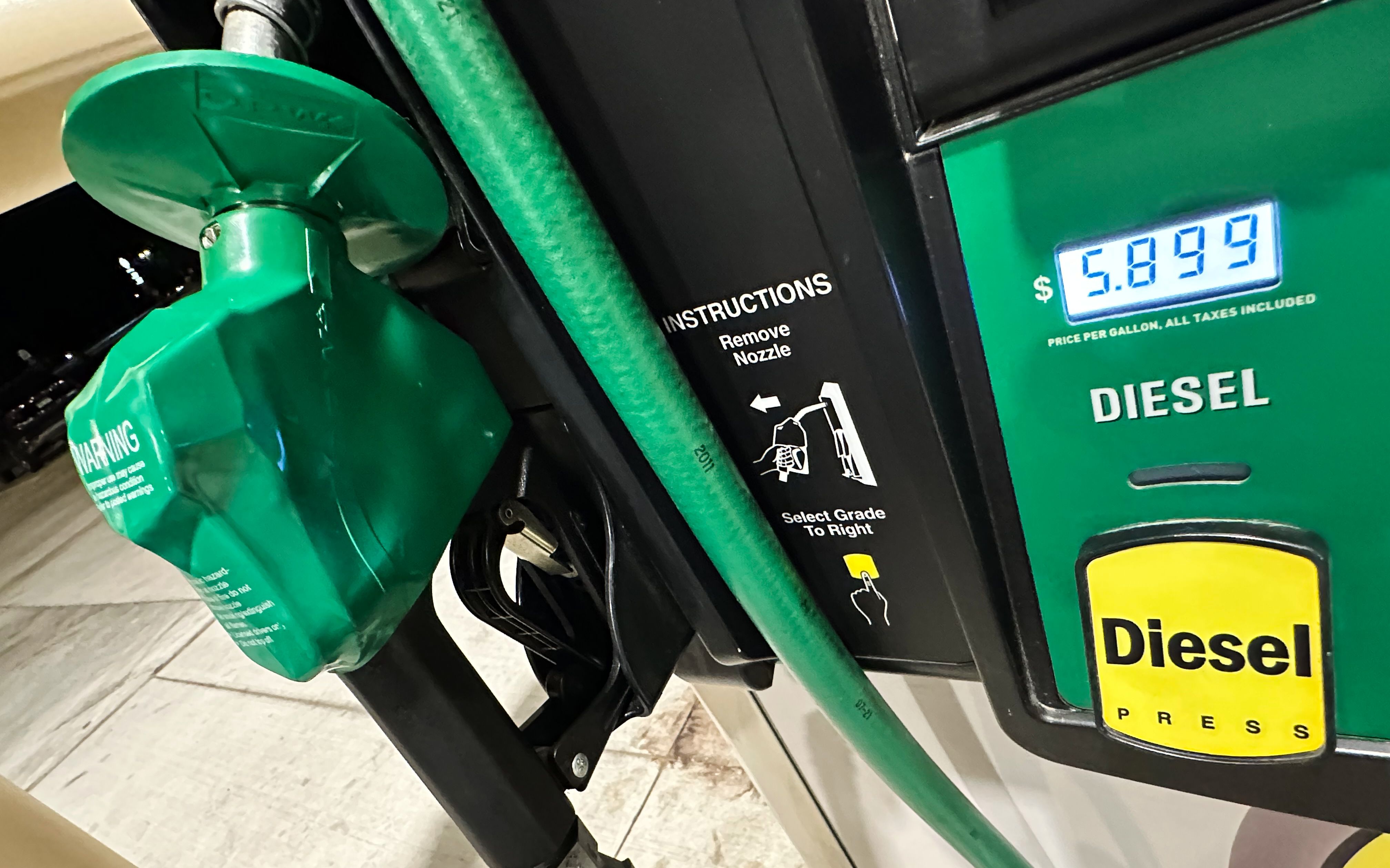 T&agrave;u chở 40.000 tấn dầu diesel của Nga đang tr&ecirc;n đường tới Mỹ- Ảnh 2.