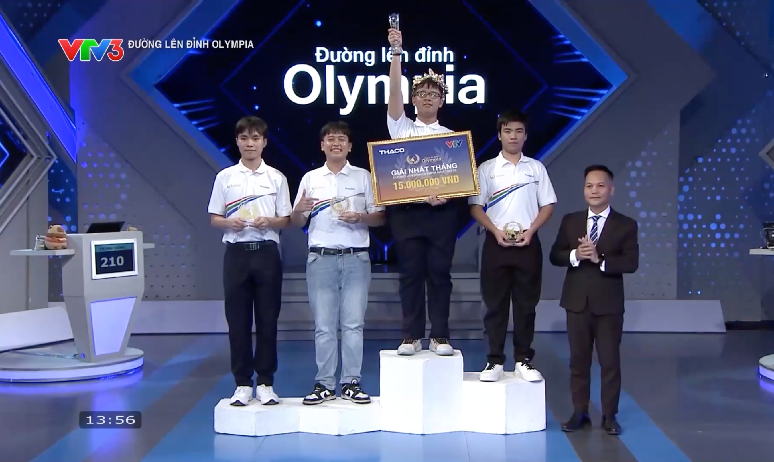Đường lên đỉnh Olympia 2026: Nam sinh Hà Nội bứt phá, giành vòng nguyệt quế cuộc thi tháng- Ảnh 7.