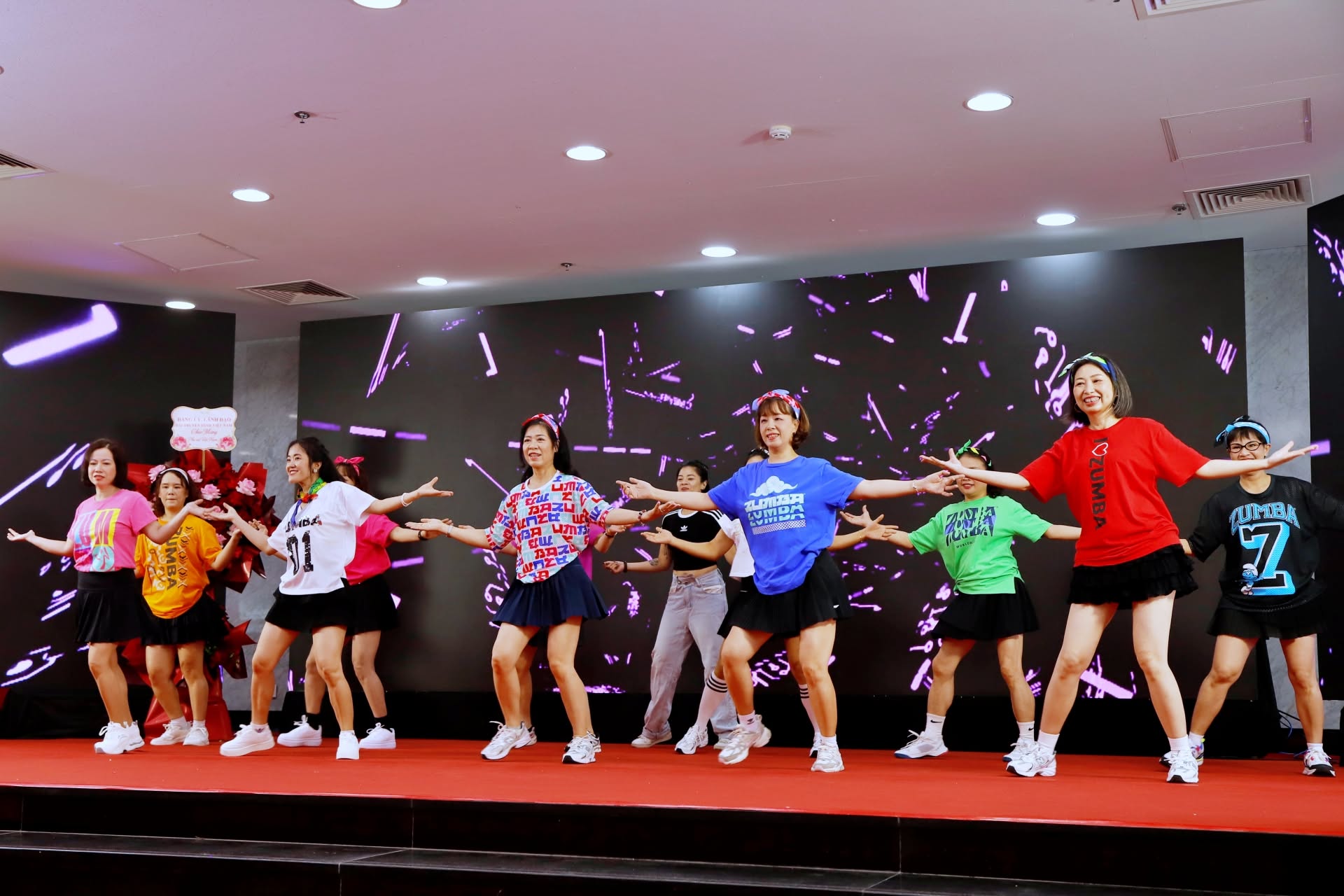 “Tỏa sắc Tháng 10” - Tôn vinh bản lĩnh và vẻ đẹp phụ nữ VTV - Ảnh 7.