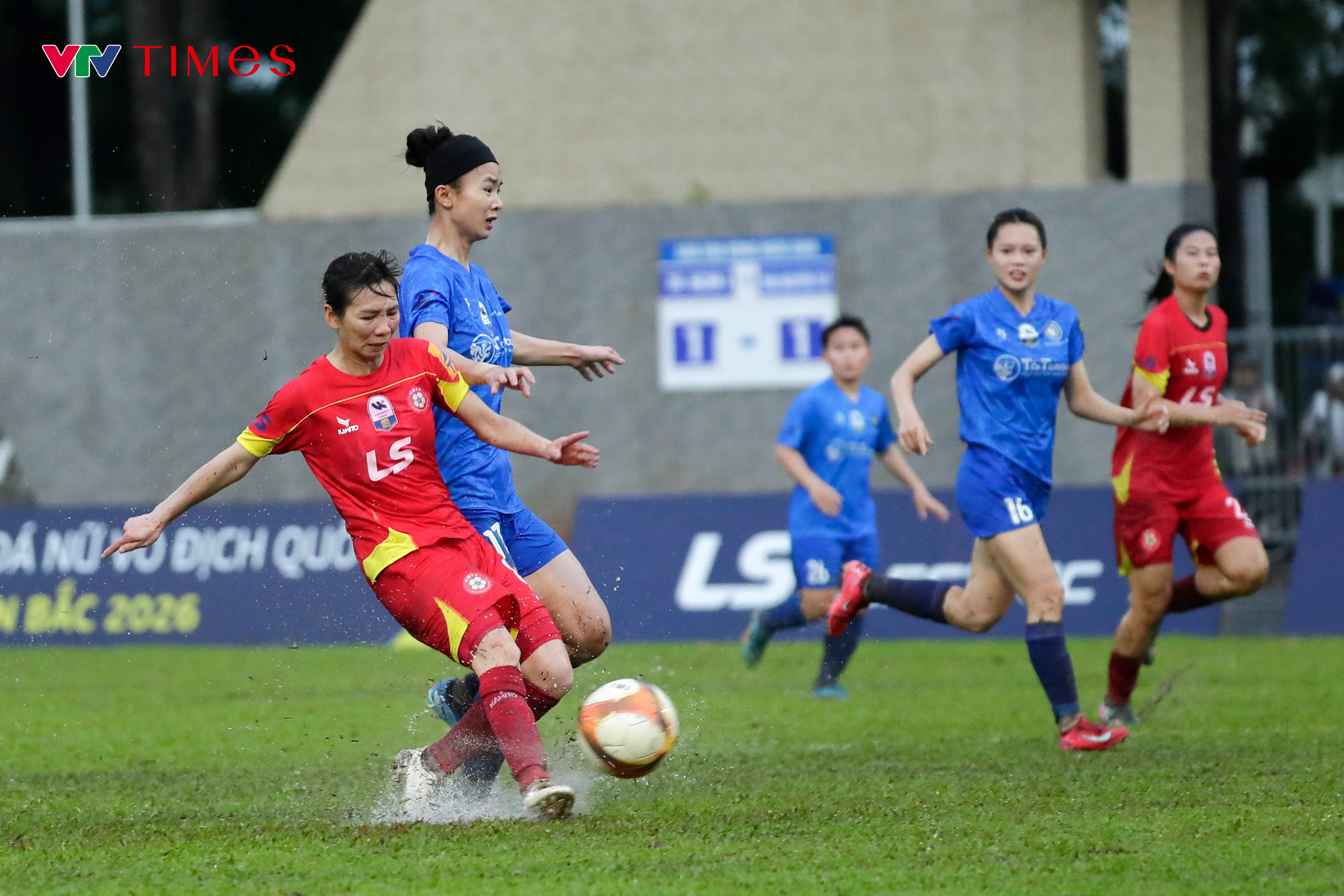 CLB nữ TP Hồ Chí Minh I: Hành trình tiếp nối của biểu tượng trong làng bóng đá nữ Việt Nam- Ảnh 16. CLB nữ TP Hồ Chí Minh I: Hành trình tiếp nối của biểu tượng trong làng bóng đá nữ Việt Nam- Ảnh 16.
