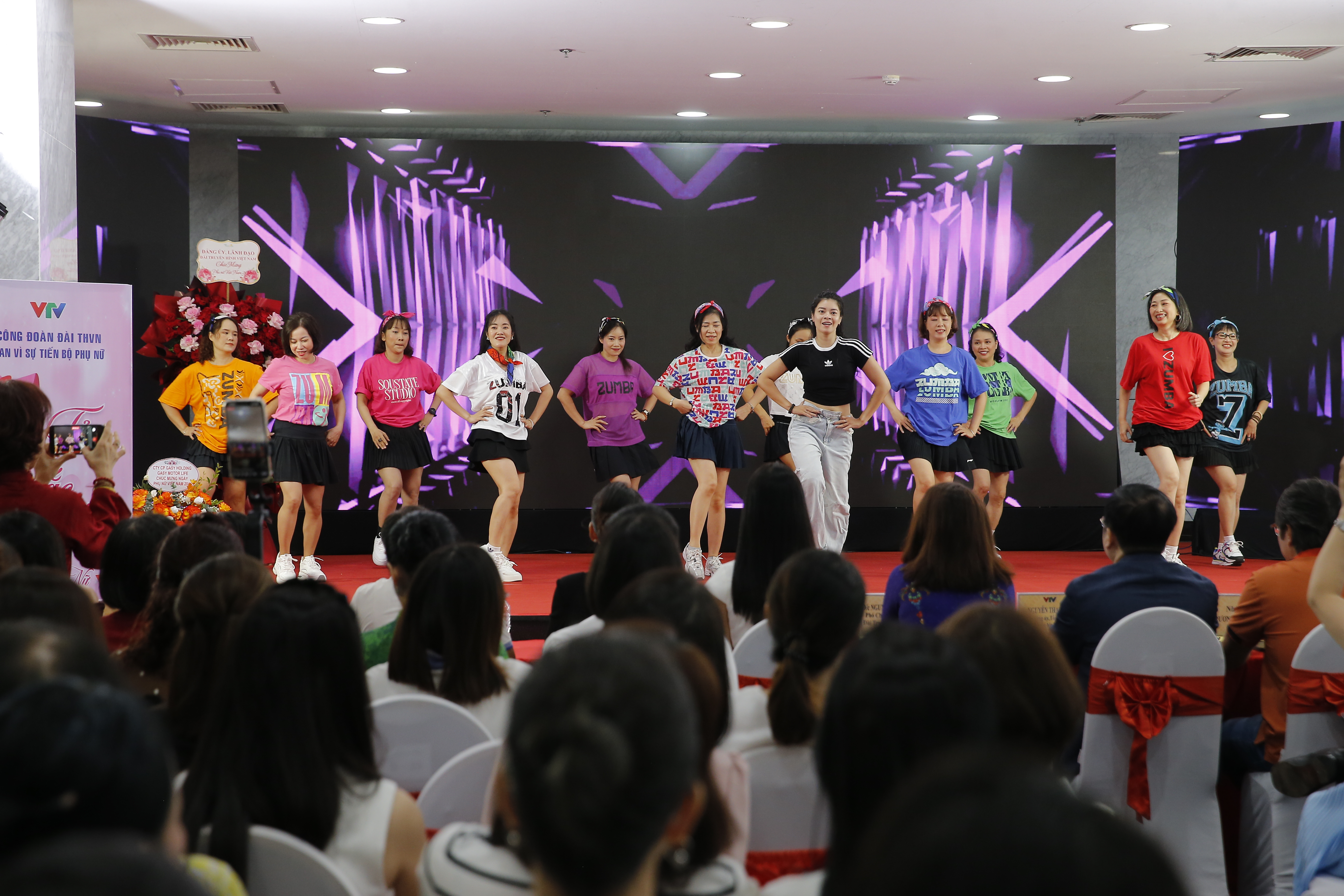Phụ nữ VTV v&agrave; th&ocirc;ng điệp về sự thấu hiểu - Ảnh 5.