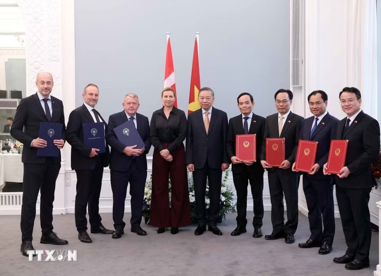 Tổng B&iacute; thư, Chủ tịch nước T&ocirc; L&acirc;m hội đ&agrave;m với Thủ tướng Đan Mạch Mette Frederiksen - Ảnh 2.