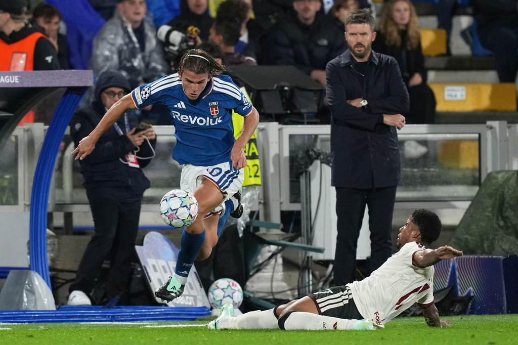 Manchester United sẽ đi về đâu từ đây? - Ảnh 3.