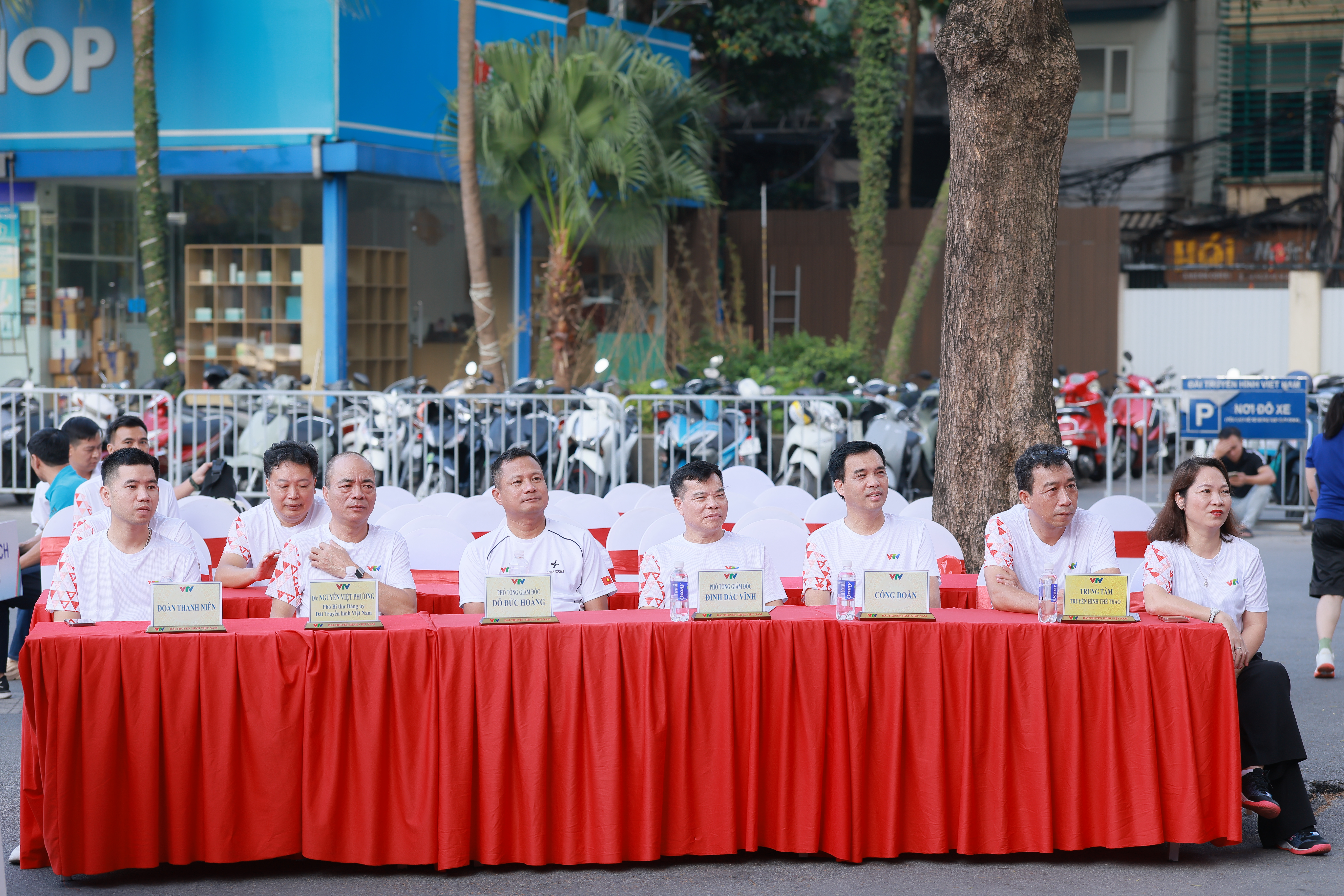 Ph&aacute;t động phong tr&agrave;o &ldquo;Mỗi người một m&ocirc;n thể thao&rdquo; tại VTV: 500 người tham gia giải chạy khởi động- Ảnh 1.