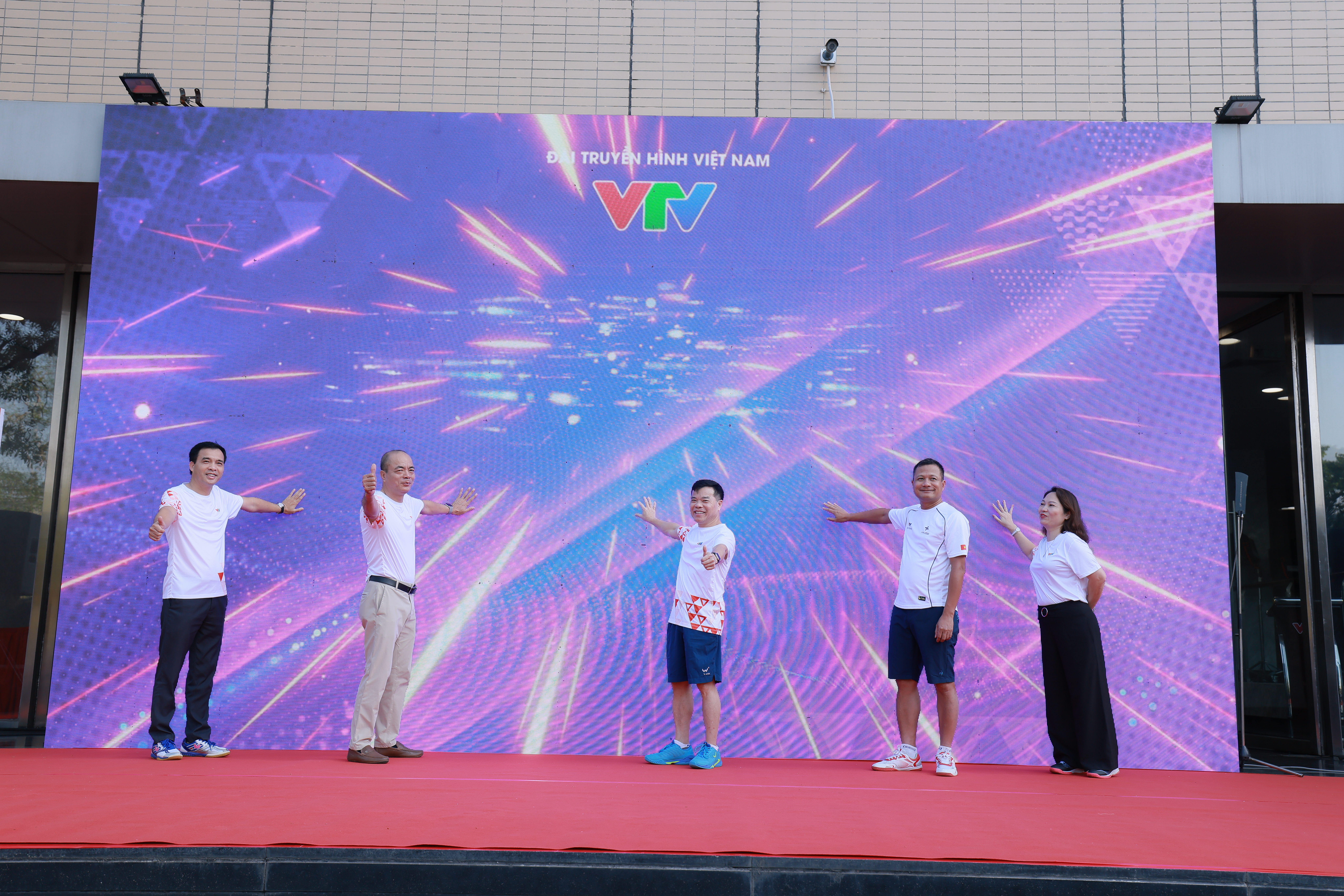 Ph&aacute;t động phong tr&agrave;o &ldquo;Mỗi người một m&ocirc;n thể thao&rdquo; tại VTV: 500 người tham gia giải chạy khởi động- Ảnh 4.