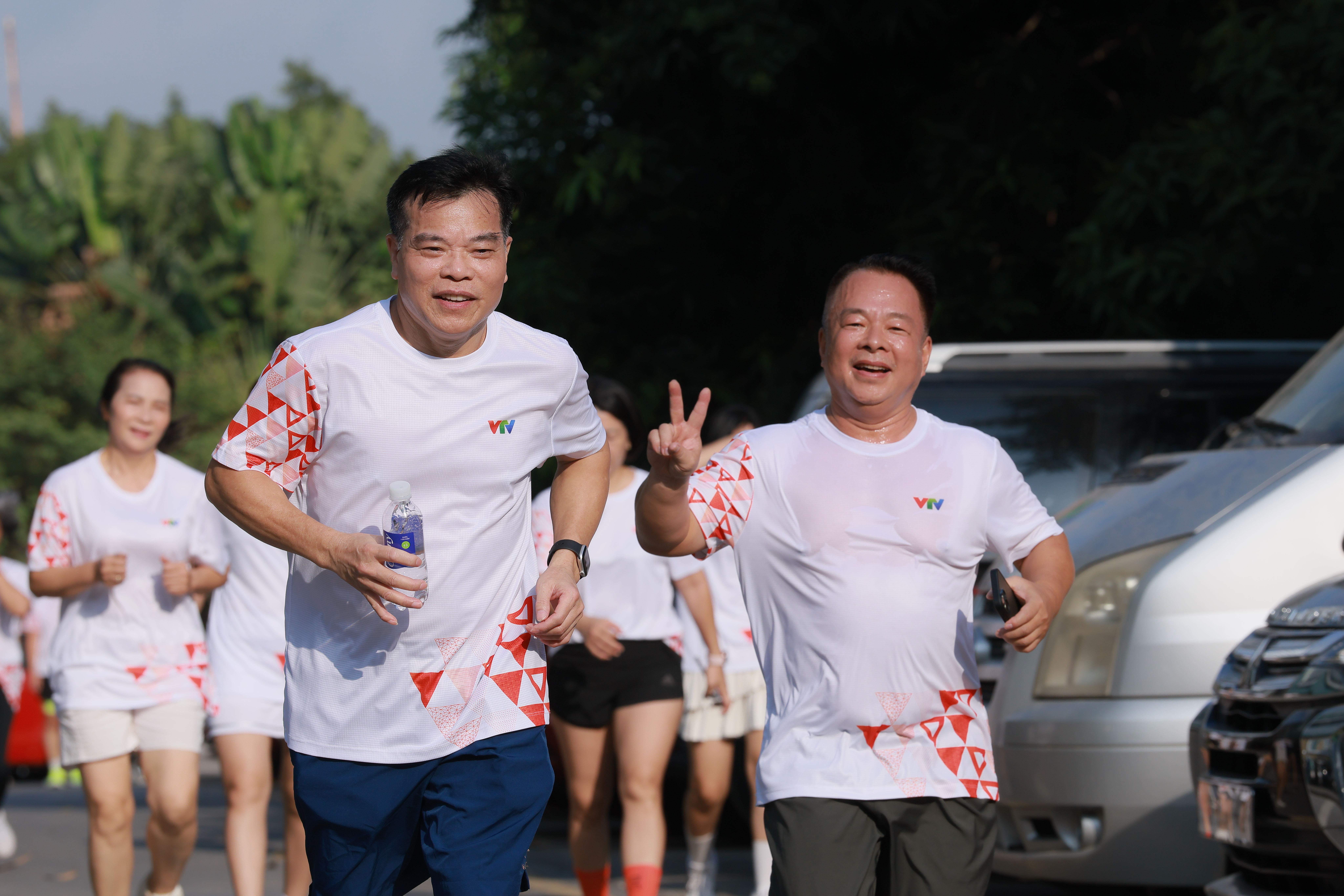 Ph&aacute;t động phong tr&agrave;o &ldquo;Mỗi người một m&ocirc;n thể thao&rdquo; tại VTV: 500 người tham gia giải chạy khởi động- Ảnh 8.