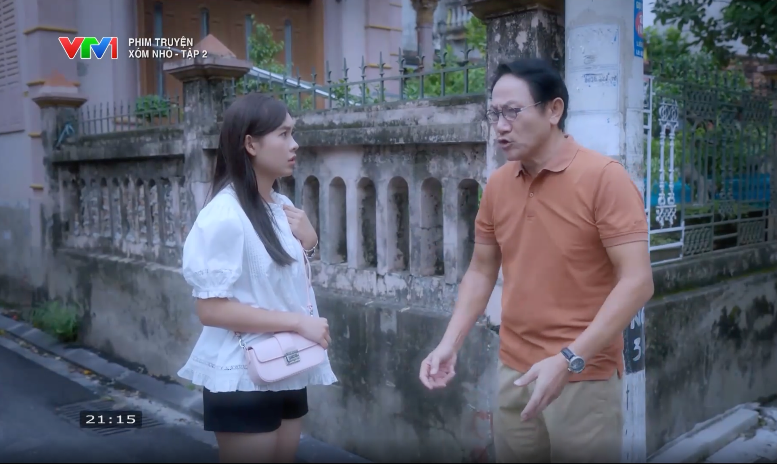 Xóm nhỏ - Tập 2: Trâm rơi vào tình huống trớ trêu khi bị chủ trọ cho thuê trùng phòng - Ảnh 3.