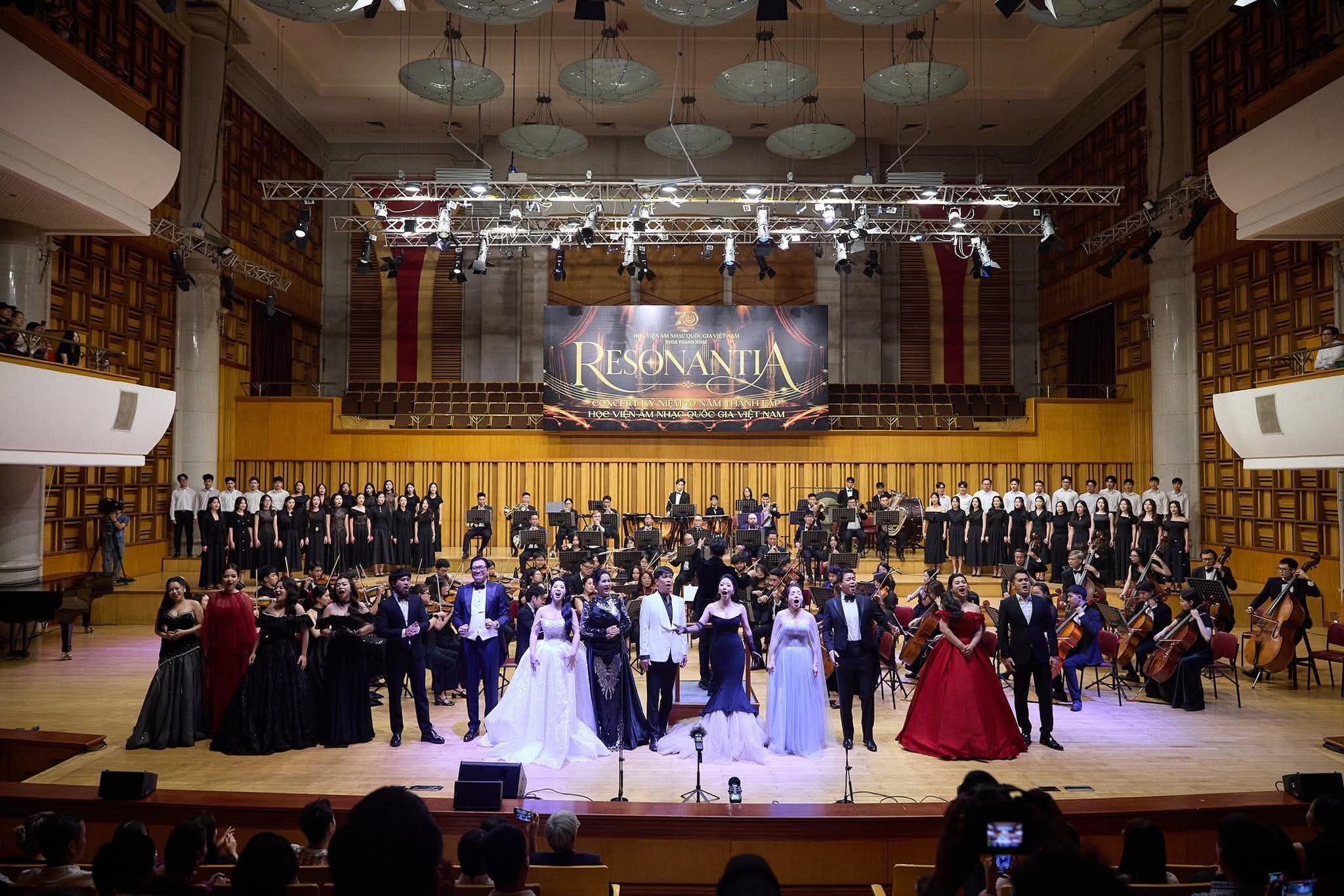 Concert Resonantia: Đêm thăng hoa của những giọng ca thính phòng hàng đầu Việt Nam - Ảnh 5.