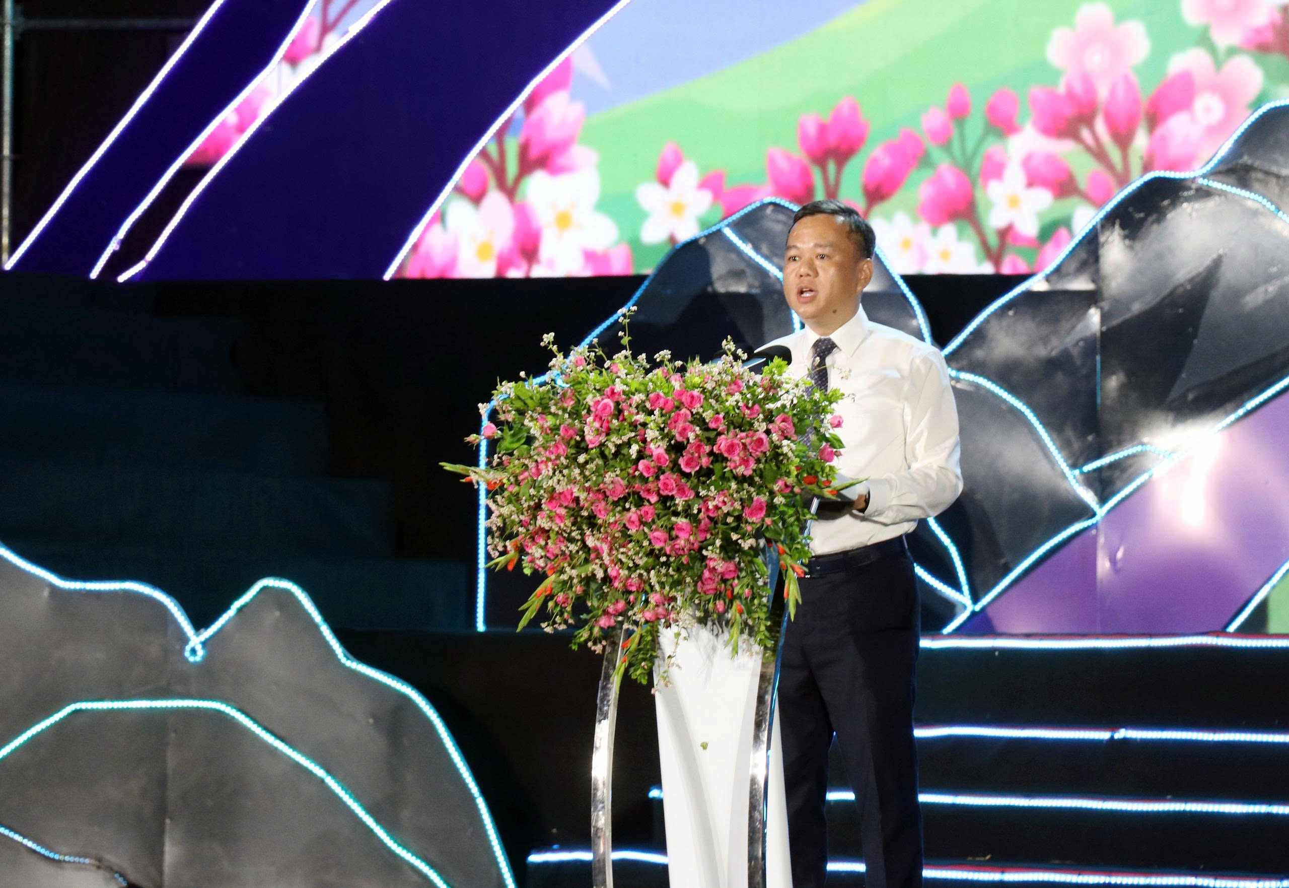 Khai mạc Lễ hội hoa Tam giác mạch 2026: Âm vang miền đá- Ảnh 1.