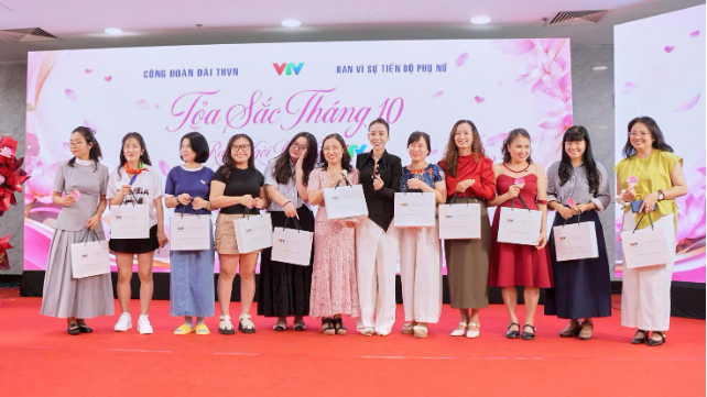 Dermahakii đồng hành cùng chương trình “Toả sắc tháng 10 - Rạng ngời Phụ nữ VTV”- Ảnh 1.
