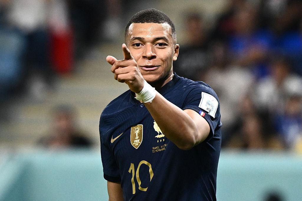Mbappe và BST biệt danh đậm chất trò đùa mạng xã hội: Từ "Ninja Rùa" đến "Đô đốc"- Ảnh 2. Mbappe và BST biệt danh đậm chất trò đùa mạng xã hội: Từ "Ninja Rùa" đến "Đô đốc"- Ảnh 2.