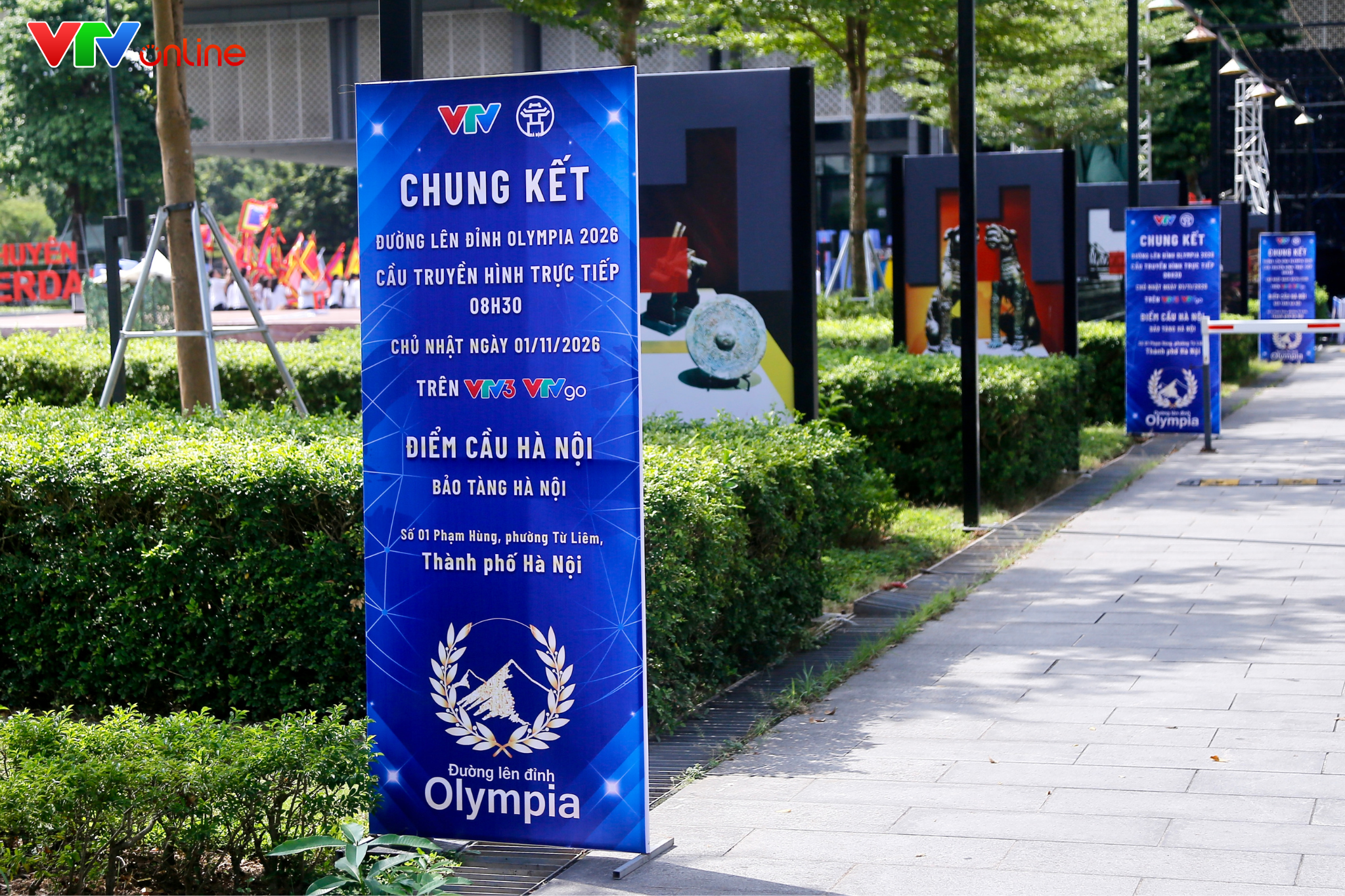 Kh&ocirc;ng kh&iacute; rộn r&agrave;ng tại điểm cầu H&agrave; Nội trong ng&agrave;y tổng duyệt Chung kết Olympia 2026 - Ảnh 14.