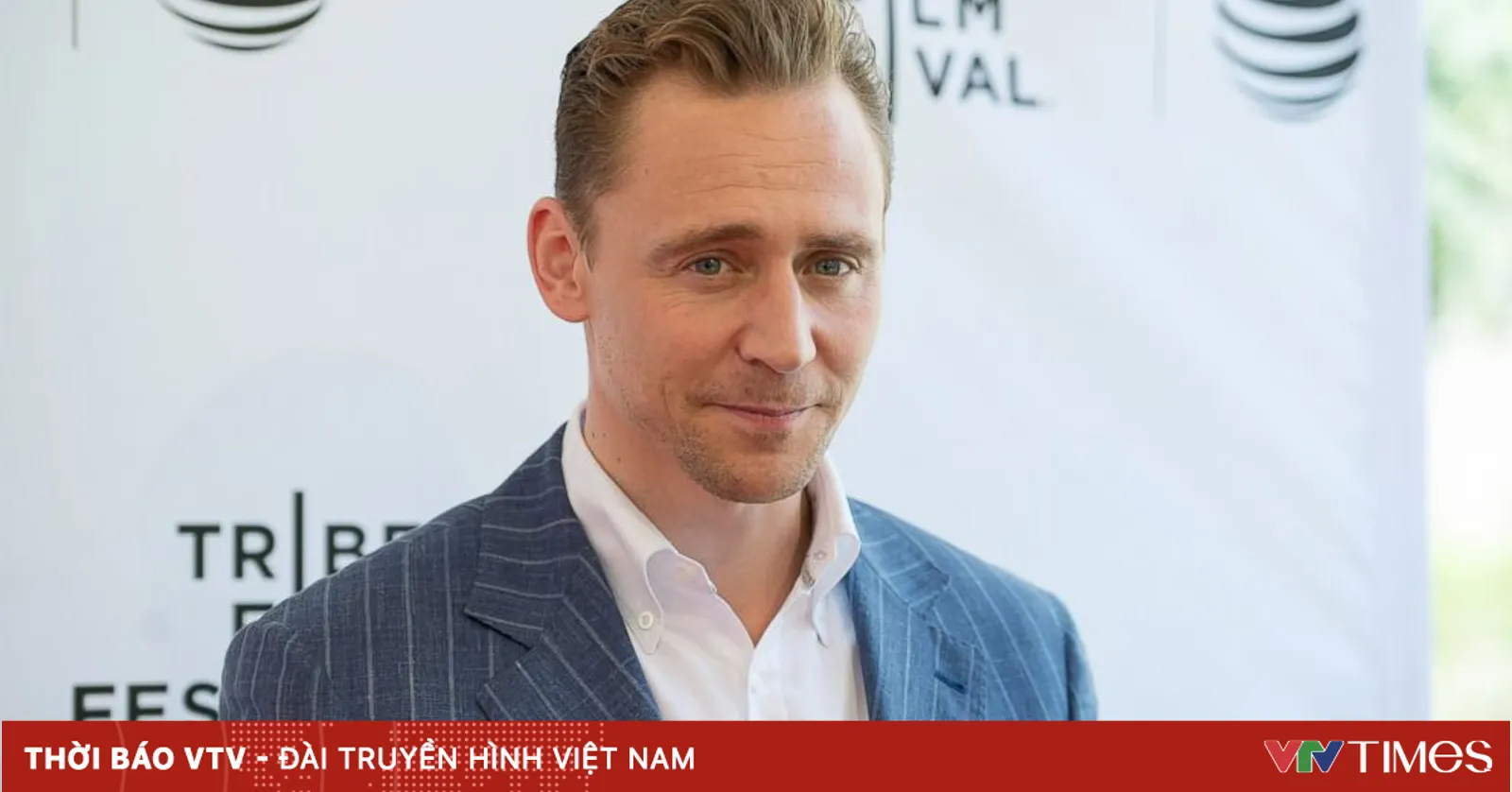 Bất ngờ tung clip khóc, Tom Hiddleston hé lộ dự án phim mới