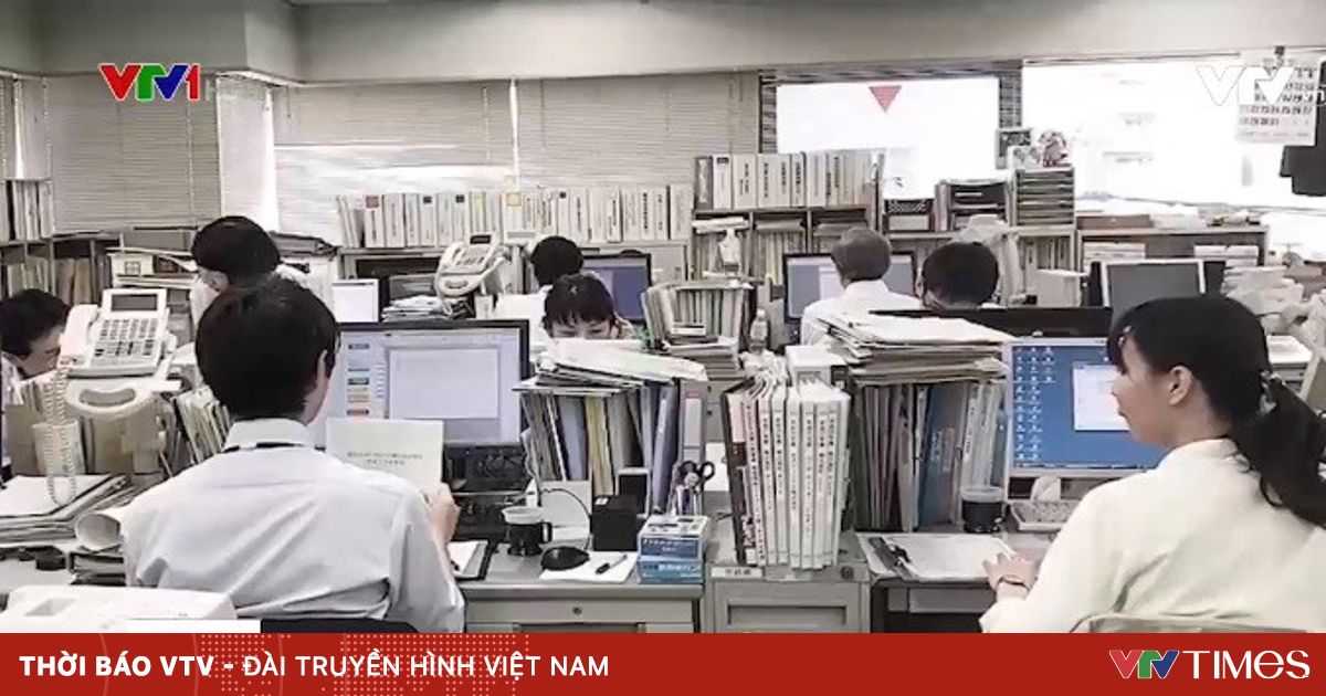 死ぬまで働く – 日本の過労死現象