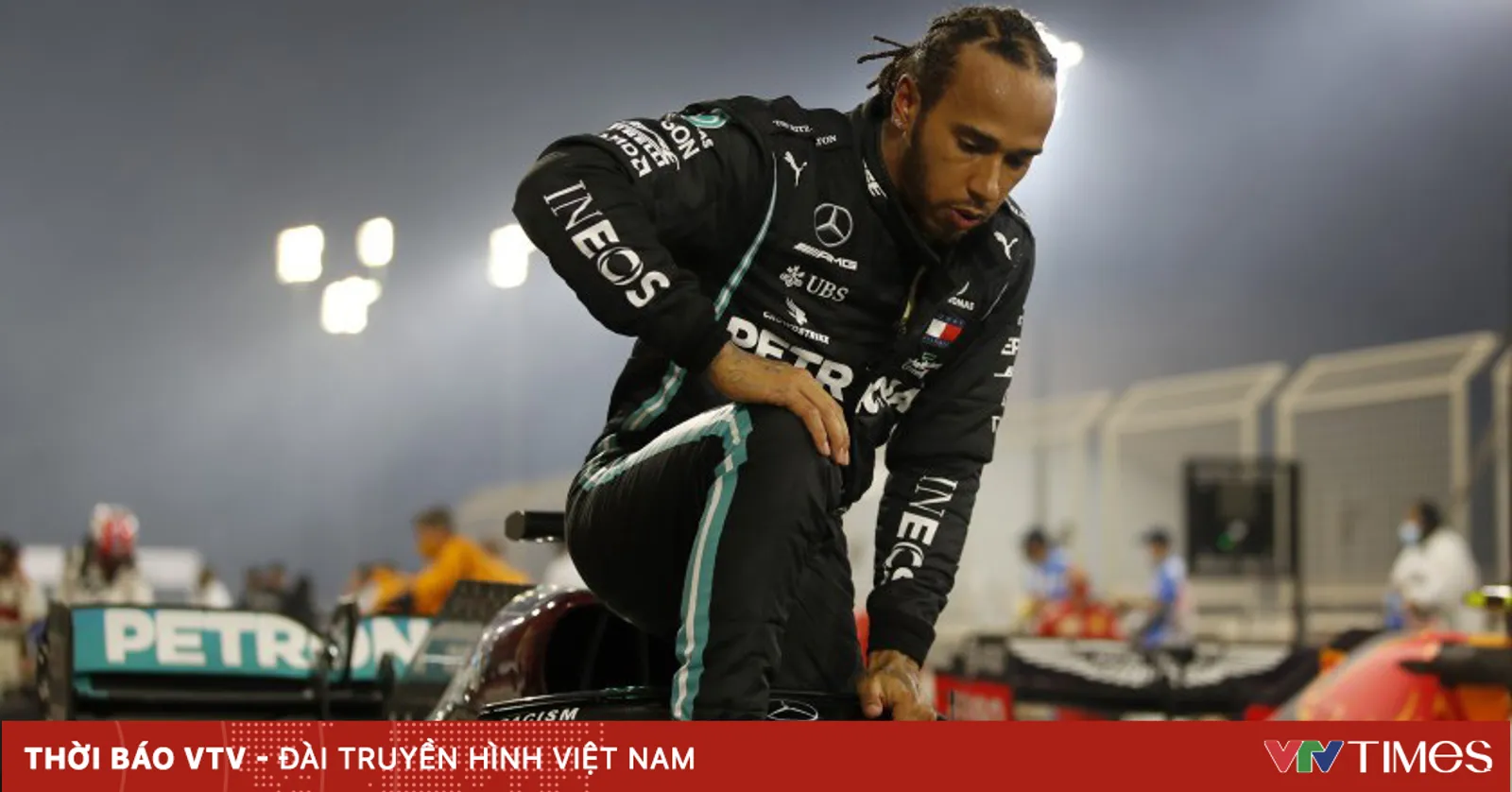 NÓNG: Lewis Hamilton nhiễm COVID-19