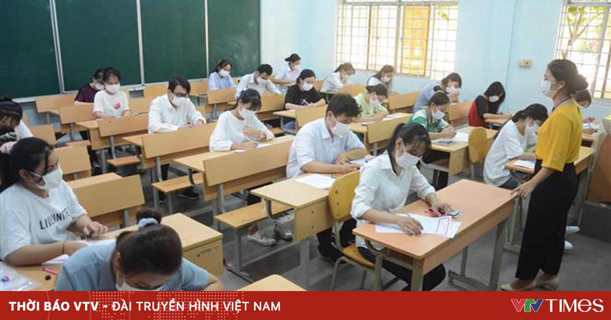Nên hay không bỏ điểm học bạ khi xét tốt nghiệp THPT? | VTV.VN