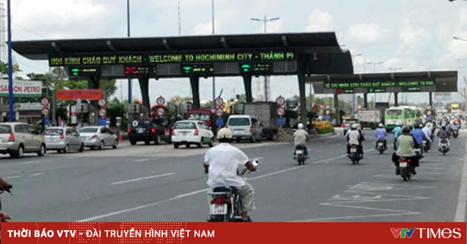 TP Hồ Chí Minh đề nghị bắt buộc ô tô dán thẻ thu phí không dừng