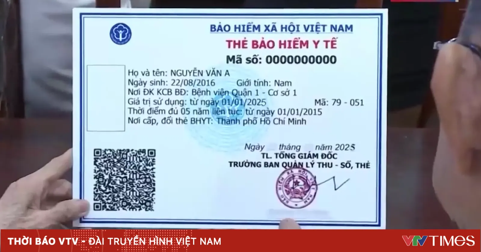 Hàng chục nghìn người cao tuổi tại TP Hồ Chí Minh được cấp phát thẻ bảo hiểm y tế miễn phí