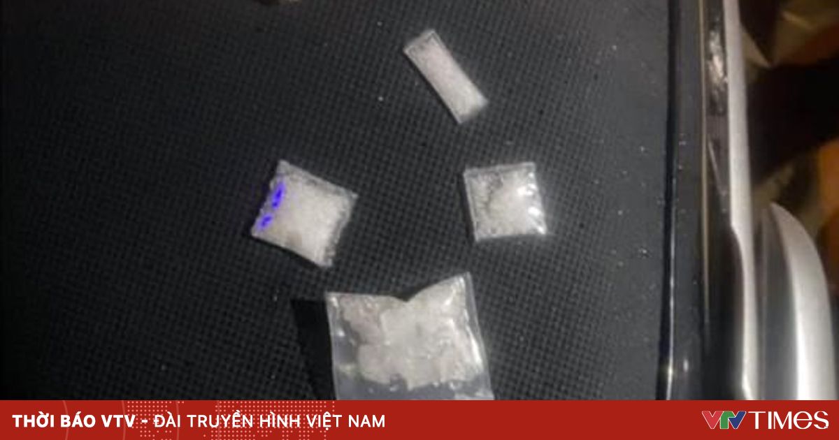 Cảnh sát giao thông An Giang bắt giữ nghi phạm vận chuyển ma túy đá