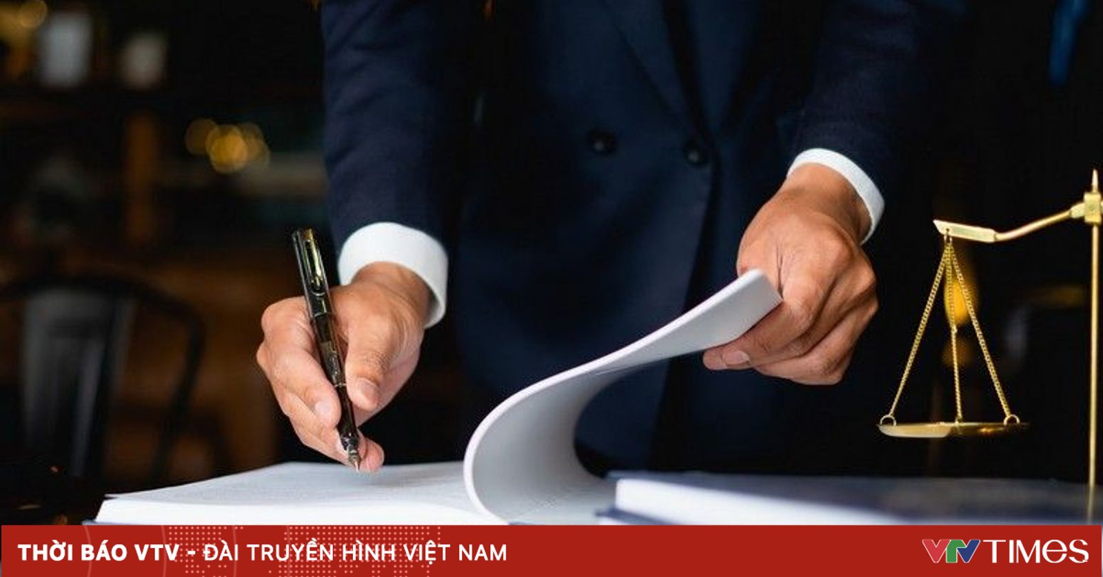 Chính phủ ban hành Nghị quyết tiếp tục áp dụng nhiều nghị định, quyết định hướng dẫn thi hành luật sửa đổi