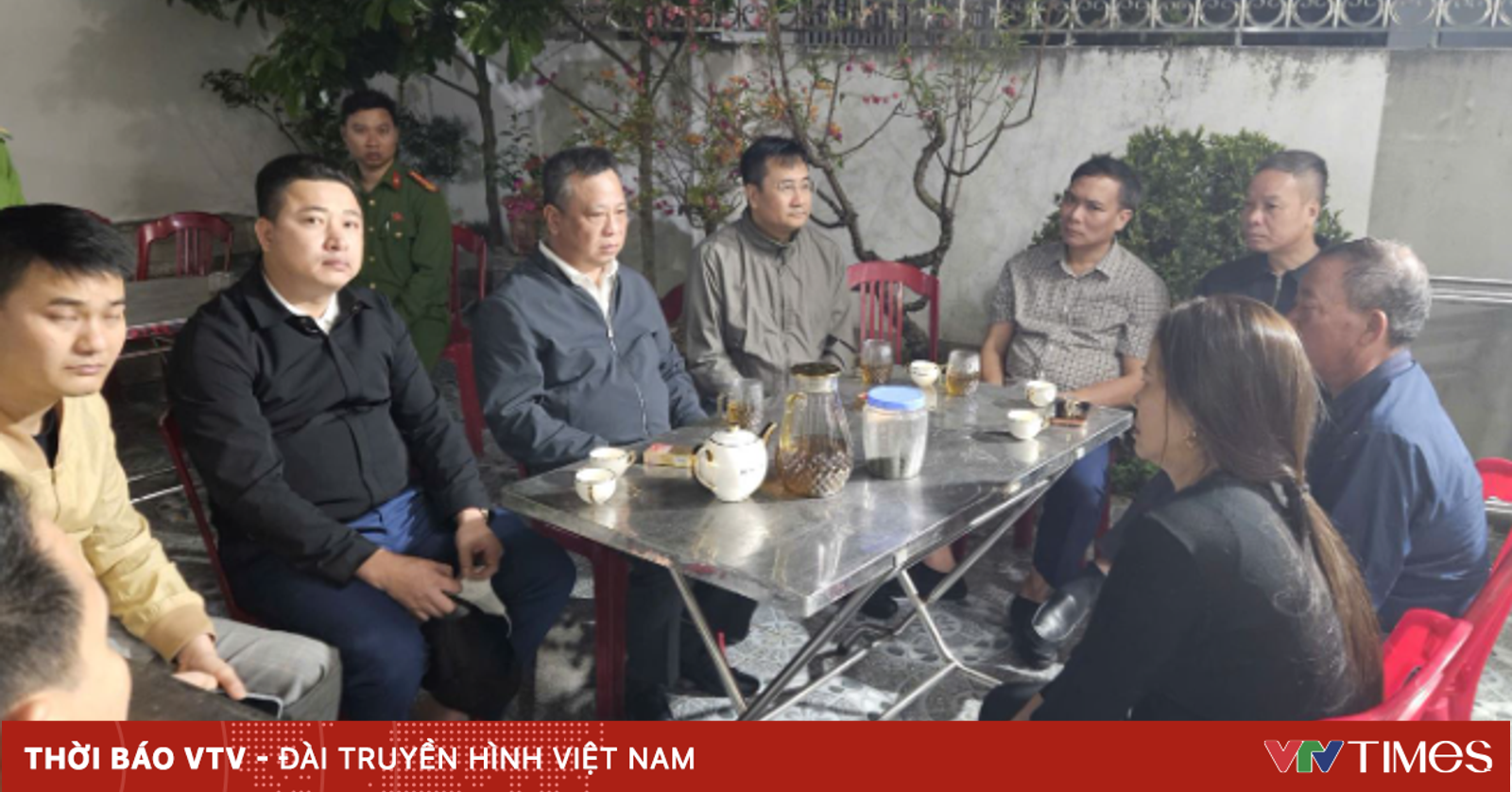 Nghi Phạm Sát Hại Vợ và Tấn Công Người Đàn Ông Lãnh Án Mạng