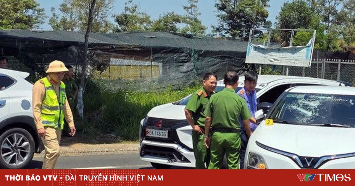 Bảo Lộc: Nam thanh niên đập nát kính xe taxi sau mâu thuẫn