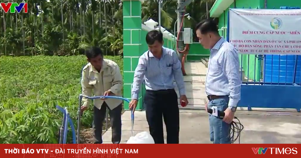 Cấp nước miễn phí: Mạch nước nghĩa tình trong mùa hạn mặn Cần Thơ