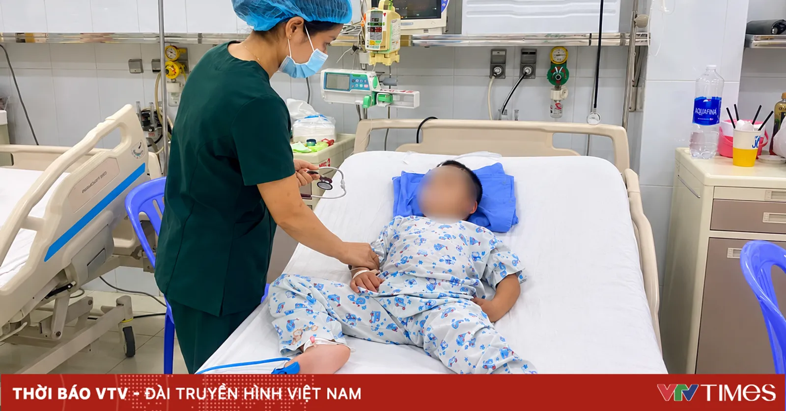 Cảnh báo sốt xuất huyết diễn tiến nặng và nguy cơ sốc sớm ở trẻ nhỏ