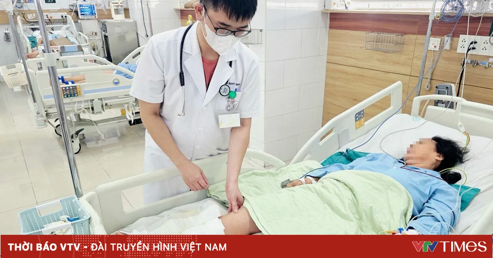 Nguy cơ hoại tử, mất chi vì tự ý đắp lá chữa bệnh