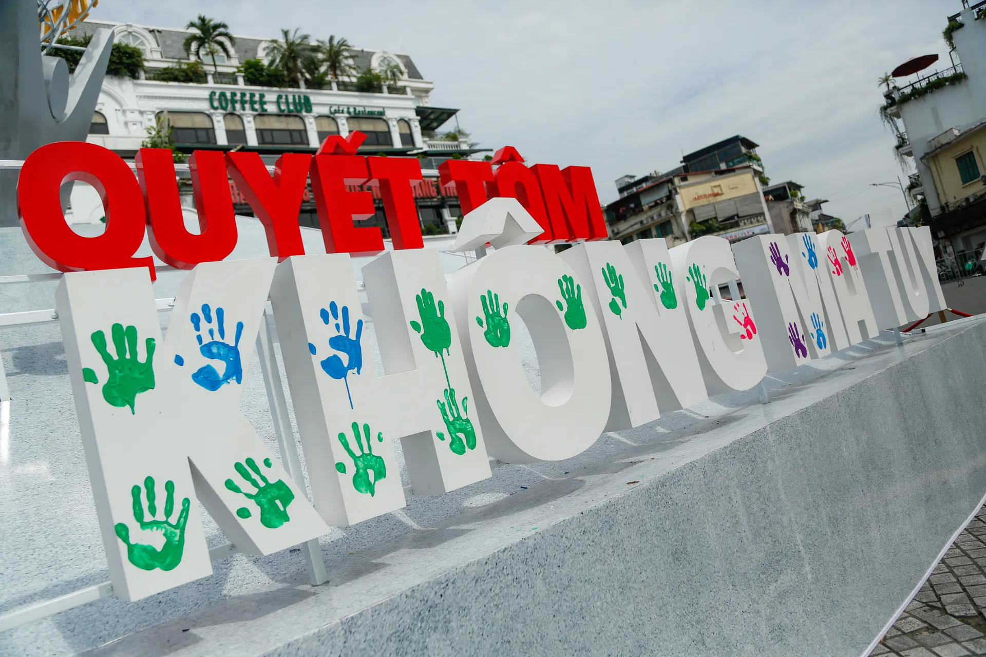 Gần 2000 người tham gia lễ tuần hành hưởng ứng Tháng hành động phòng, chống ma túy - Ảnh 20.