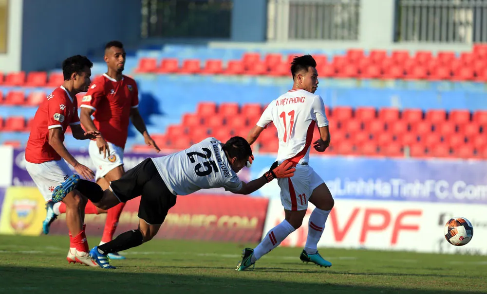 V.League 2020 khởi tranh: Hấp dẫn cuộc đua song mã, khó đoán đội xuống hạng - Ảnh 6.