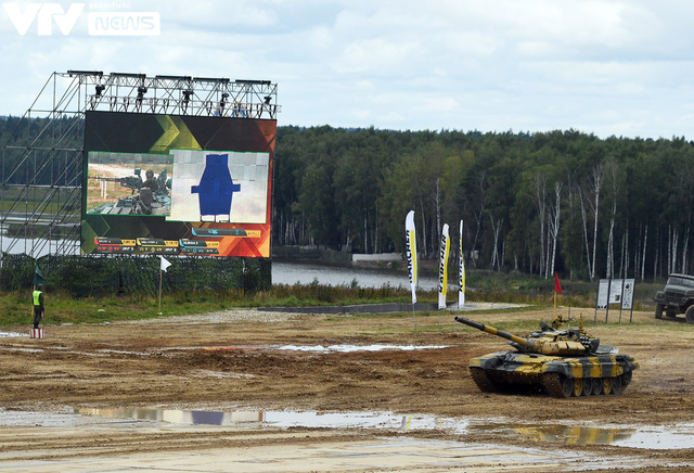 [Ảnh] ĐT Xe tăng QĐND Việt Nam kiêu hùng lăn bánh vào bán kết Army Games 2020 - Ảnh 5.