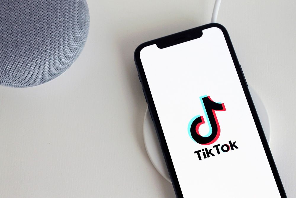 Microsoft mua lại TikTok: Canh bạc của vua Midas Satya Nadella - Ảnh 1.