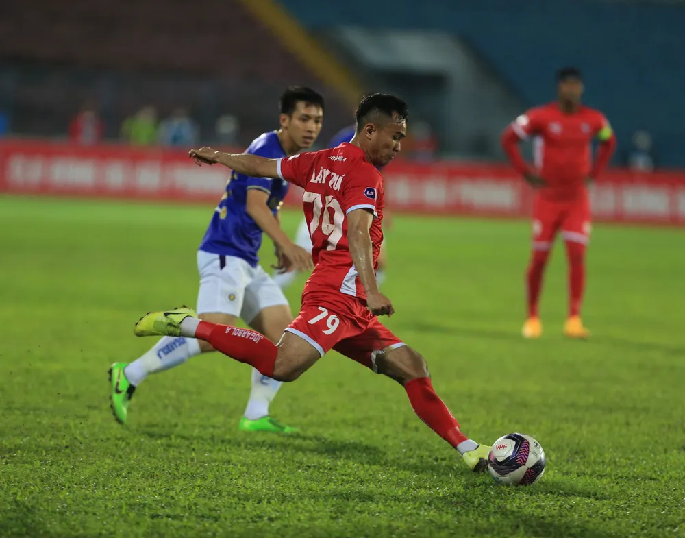 ẢNH: Đánh bại CLB Hải Phòng, CLB Hà Nội có chiến thắng đầu tiên tại V.League 2021 - Ảnh 10.